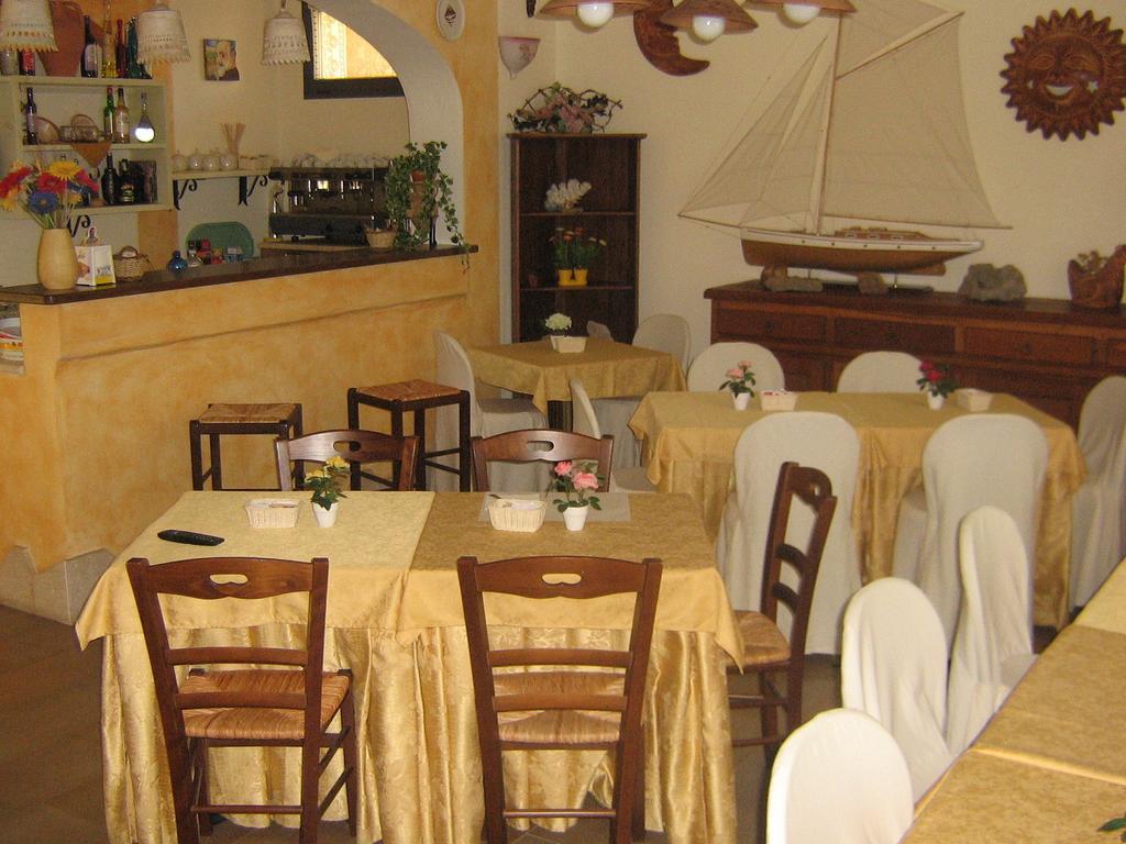 Hotel Maxim Olbia Eksteriør billede