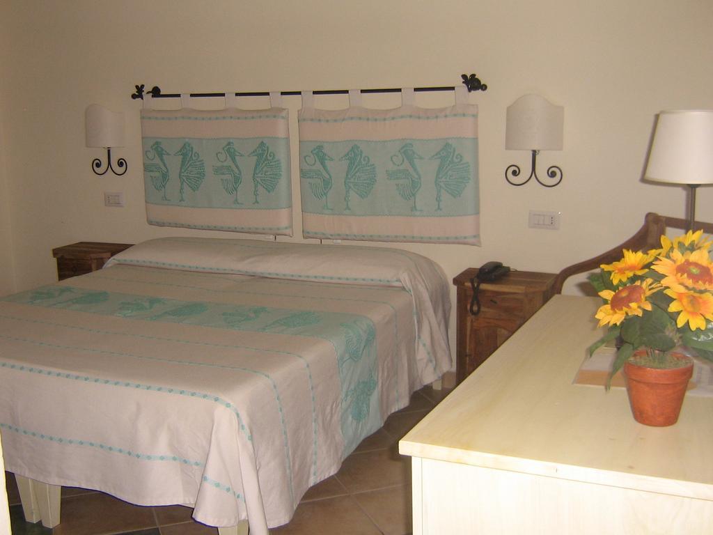 Hotel Maxim Olbia Eksteriør billede