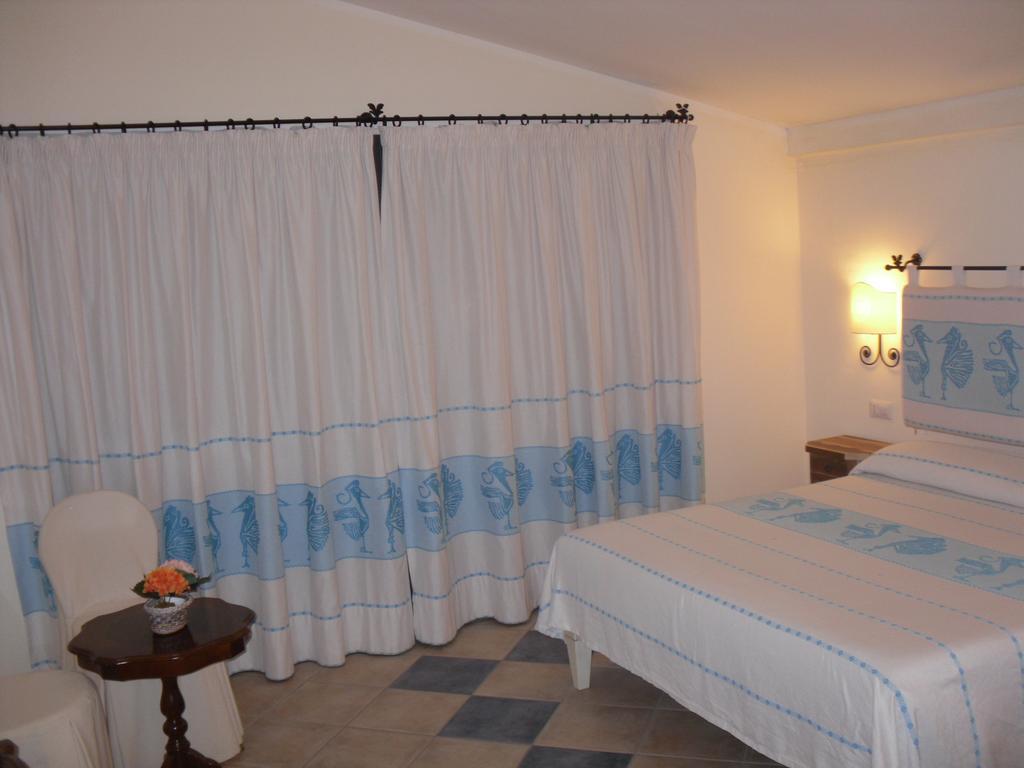 Hotel Maxim Olbia Eksteriør billede