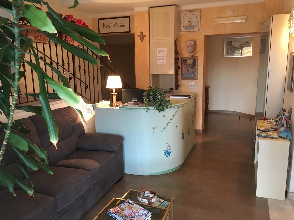 Hotel Maxim Olbia Eksteriør billede
